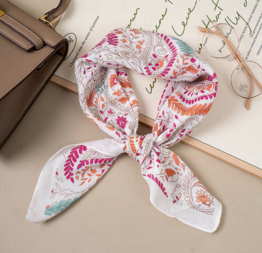Foulard effet de soie motif paislet